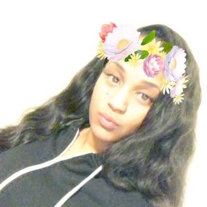 Meet your Posher, Alysia